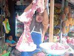 pedagang-daging-sapi-di-nunukan-30042022.jpg