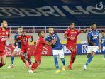 persib-bandung-gagal-kudeta-bhayangkara-fc-21112021.jpg