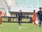 pesepakbola-persela-lamongan-gian-zola-sjeje.jpg