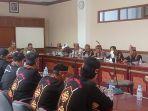 rapat-dengar-pendapat-di-kantor-bupati-nunukan-bersama-masyarakat-ada-dayak-tenggalan-thy.jpg