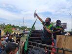 ratusan-buruh-ppu.jpg