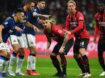 simon-kjaer-ac-milan-041221_1.jpg