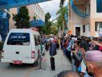 suasana-salat-jenazah-adi-darma-011020.jpg