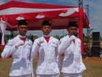 tim-pengibar-bendera-merah-putih-di-ktt-02-17082022.jpg