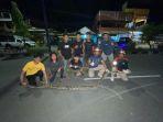 ular-piton-berukuran-4-meter-yang-berhasil-dievakuasi-disdamkartan-bontang-di-lok-tuan-dtjy.jpg