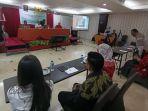 wali-kota-tarakan-kegiatan-diseminasi-kebijakan-kemitraan-usaha-nasional-ryi.jpg