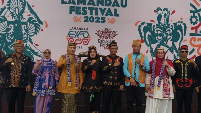 Festival Babukung Lamandau Kalteng Cerminkan Kekayaan Spiritual dan Kearifan Lokal Dayak Tomun
