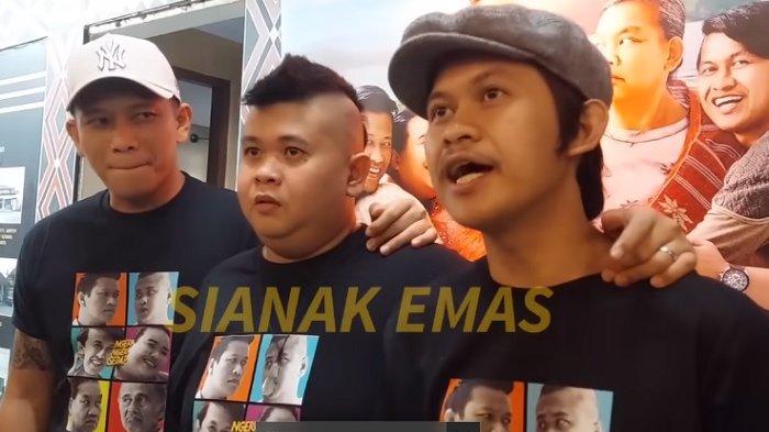 Tualetda ruscha uslubdagi jinsiy aloqa Masturbatsiya qilayotgan qizlarning onlayn porno videosi