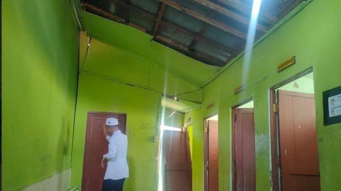 Guncangan Gempa Kalsel Mag 4.7, Dinding dan Lantai SDN Sungai Jingah 5 Banjarmasin Retak Parah