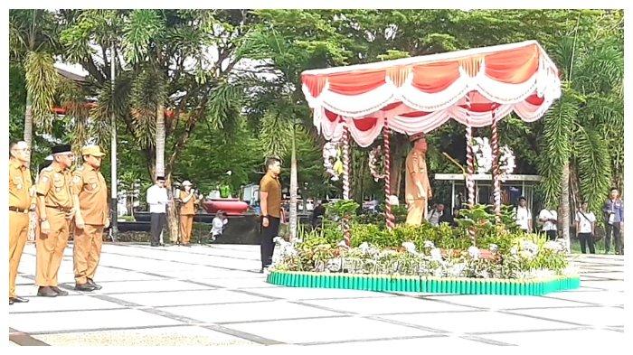 Gubernur Kalteng Agustiar Sabran Tegur ASN Ribut dan Tertawa saat Apel Besar Pertama usai Lebaran