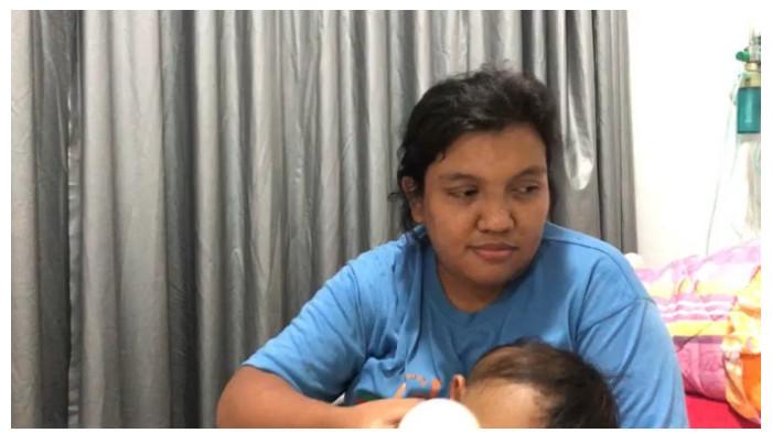 Kondisi Bayi Pasca Dibanting ODGJ, Orang Tua: Anggi Tak Dioperasi Tapi Alami Gangguan Pendengaran - Kedua-Orang-Tua-Anggi-2-27-Oktober-2025.jpg