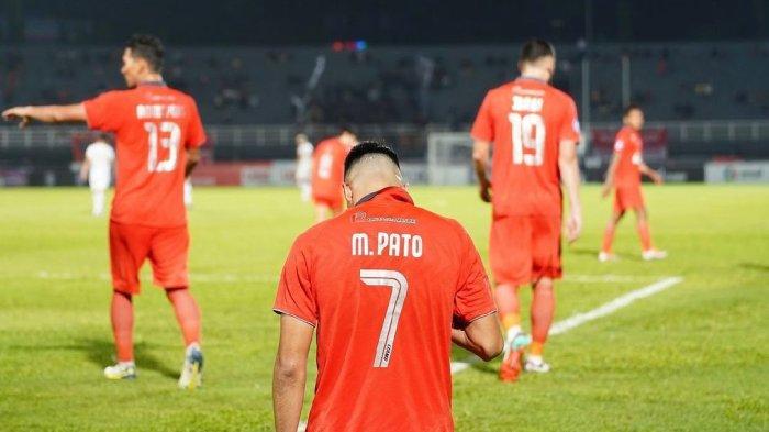 Asa Matheus Pato Jauhi Kejaran Pemain Persib di Laga Bhayangkara FC vs Borneo FC di Liga 1 2022