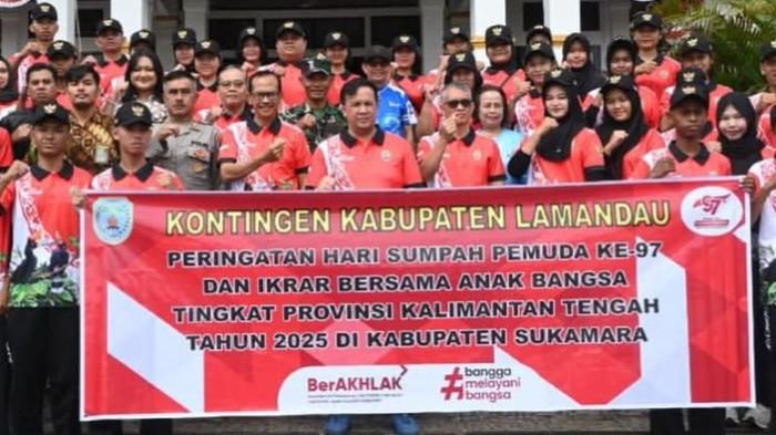 Lepas Kontingen ke Sukamara, Bupati Lamandau:  Generasi Muda Harus Punya Motivasi Majukan Daerah