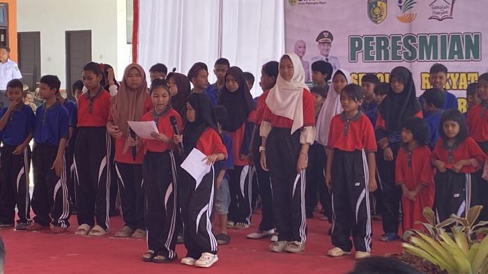 FOTO ILUSTRASI - 75 siswa Sekolah Rakyat Palangka Raya tampil dalam rangkaian peresmian sekolah, Senin (22/9/2025).