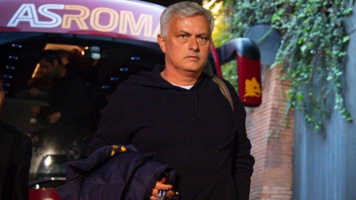 Pelatih Baru PSG Menguat ke AS Roma, Kini Jose Mourinho Jadi Pesaing Zinedine Zidane