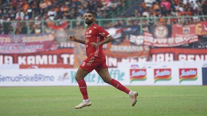 2 Gol Dalam 3 Menit Abdulla Yusuf Helal Permalukan RANS di Kandang, Persija Menang Telak