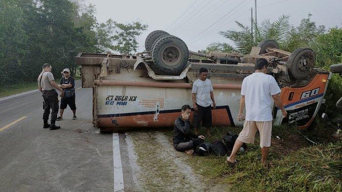 Kecelakaan Maut di Jalur Hauling Pulau Atas Kukar Kaltim, Dump Truck Adu Kuat 1 Orang Tewas