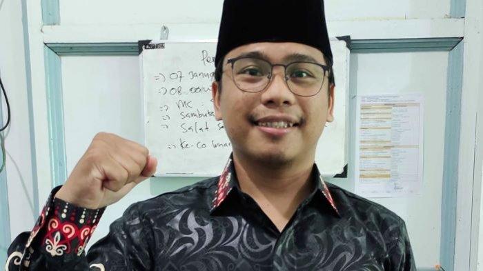 SOSOK - Akademisi Fakultas Ilmu Sosial dan Ilmu Politik (FISIP) Universitas Muhammadiyah Palangkaraya (UMPR), Sadar.