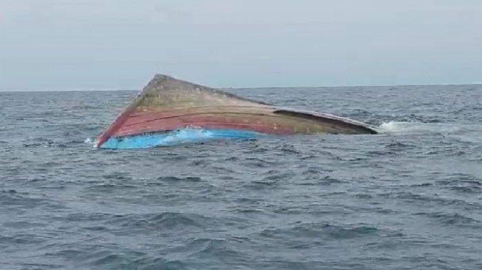 Bangkai Kapal Diduga KM Putri Ayu 3 yang Tenggelam di Perairan Kumai Ditemukan di Hari Terakhir