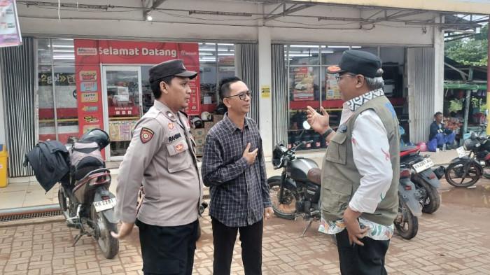 Update Cuaca Ekstrem di Kotim, Atap Alfamart di Pelantaran Diterjang Angin Kerugian Puluhan Juta