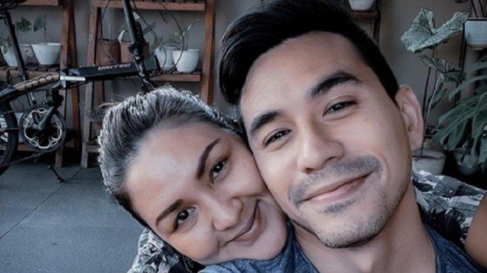 Donna Agnesia & Anaknya Harus Terpisah Sementara, Istri Darius Sinathrya Masih Harus Dirawat di RS