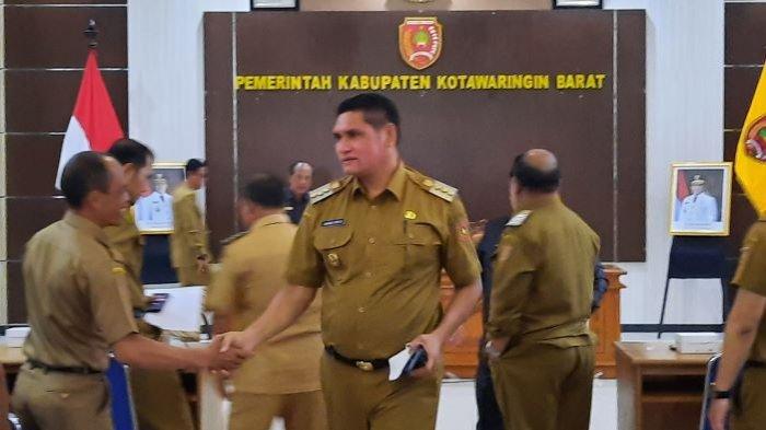 Pantau Pembangunan Desa di Kobar, Pj Bupati Anang Dirjo Akan Turun Langsung ke Lapangan