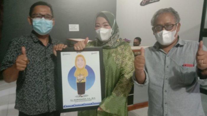 Bupati Hj Nurhidayah Minta Tribunkalteng.com Turut Mendukung Program Pembangunan di Kobar