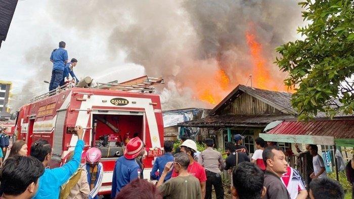 Kebakaran di Kaltim, Rumah di Bontang Rata dengan Tanah, Penyebab Kebakaran Masih Belum Diketahui