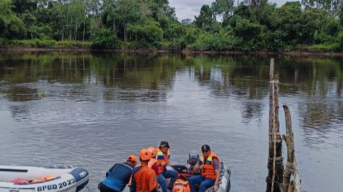 Pencarian Pria Misterius, Tenggelam di Sungai Desa Luwuk Bunter Kotim Terkendala Arus Deras