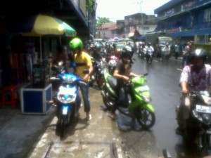 Puluhan Motor Digembosi Satpol PP