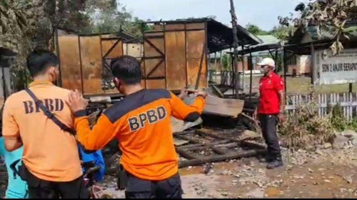 SDN 2 Anjir Serapat Timur Kapuas Terbakar, Sejumlah Ruangan & Peralatan Penting Jadi Arang