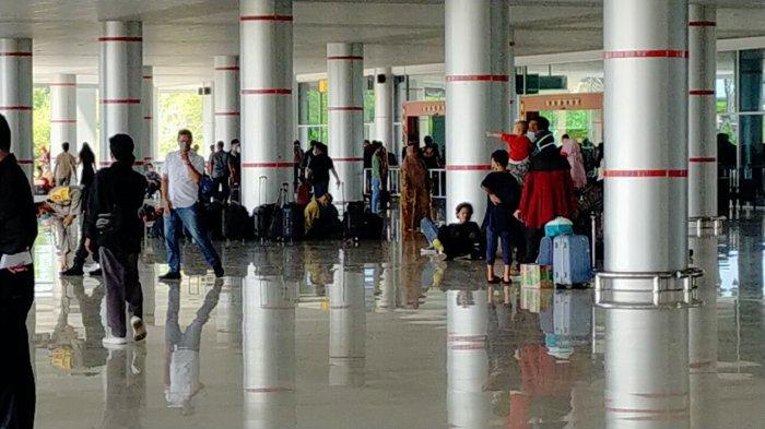 Penerapan Prokes Penumpang Pesawat Bandar Udara Tjilik Riwut Diperketat Cegah Emicron
