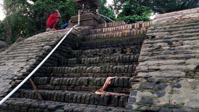 Diperkirakan Ada Sejak Abad ke 15, Ditemukan Tangga Kuno Bangunan Kerajaan di Palembang