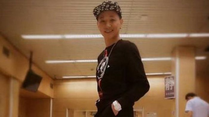 Jangan Kaget! Pemilik Wajah Imut Ini Ternyata Seorang Kakek Berusia 68 Tahun, Ini Rahasianya