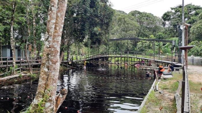 Pemandian Air Merah Tepian Bak Pasir Panjang, Wisata di Kobar Kalteng Sambut Tahun Baru 2023