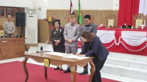 DPRD-Gunung-Mas-30-Sept-2025-ok.jpg