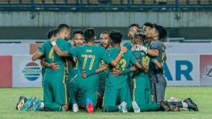 Persebaya-liga-1-persib-persi.jpg