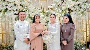 Potret-Rakaya-Ibu-Sambung-Lettu-Fardana-dan-calon-Mertua-Ayu-Ting-Ting.jpg