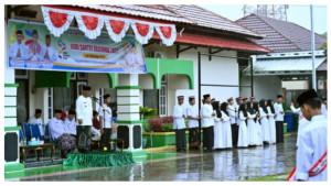 Wabup-Kobar_Suyanto_Hari-Santri.jpg