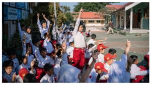 antusias-siswa_edukasi-literasi-pln.jpgManager-PLN-UP2B-Kalselteng_Indrayadi.jpgbantuan-buku-bacaan_pln_banjarbaru.jpg
