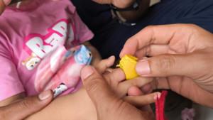 telunjuk-bocah-terjepit-mainan-di-kotim.jpg