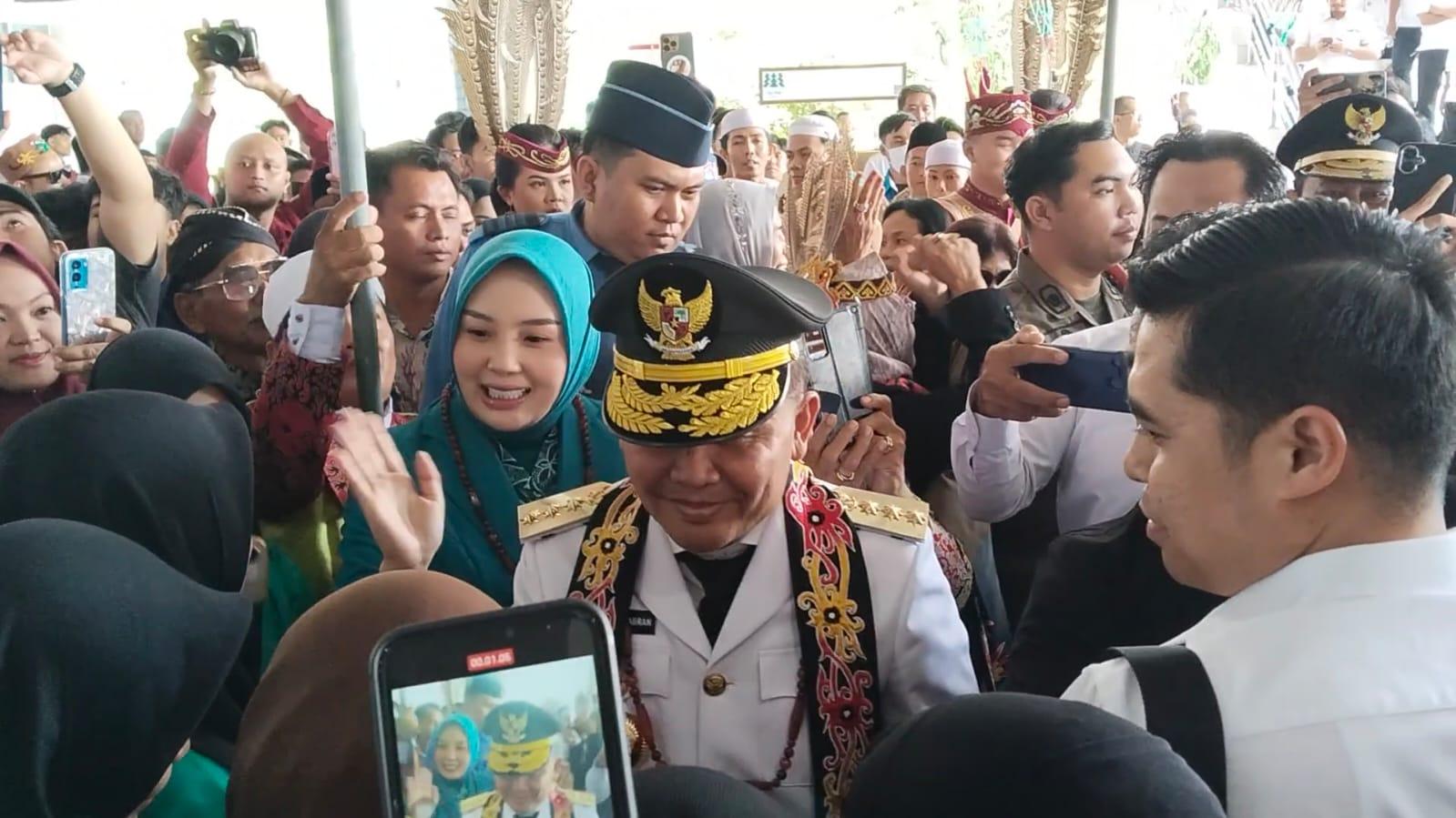 BN-agustiar-Edi-tiba-di-pkl.jpg