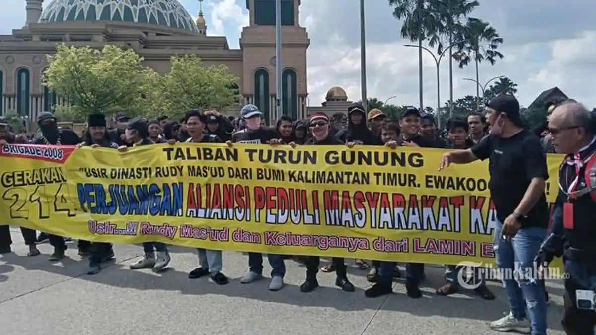 Demo-kaltim.jpg