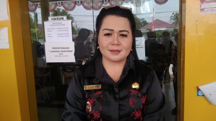 Lurah-Langkai-Palangkaraya-Sri-Wanti-nhlkmnyt.jpg