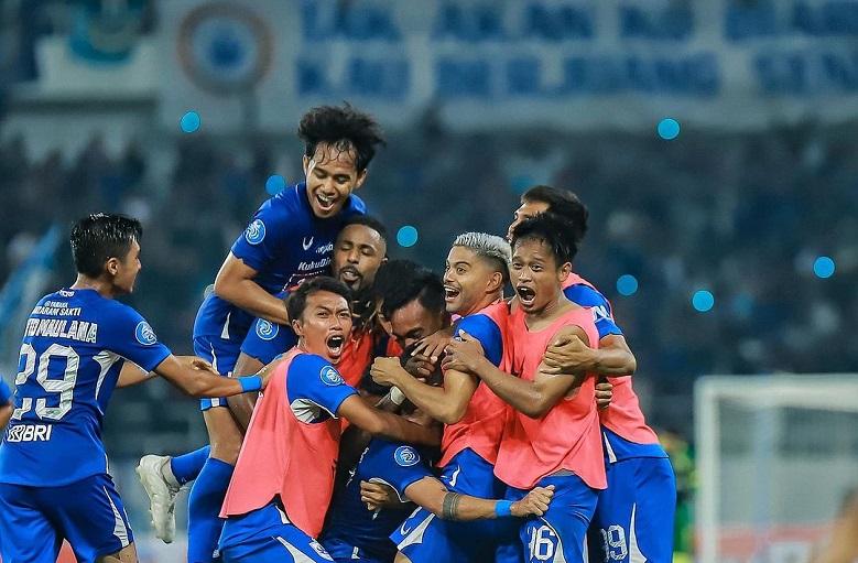 PSIS-Semarang-merayakan-kemenangan-di-Liga-1-2023.jpg