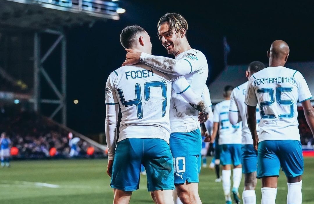 Phil-Foden-dan-Jack-Grealish-Peterborough-Manchester-city-Piala-FA.jpg