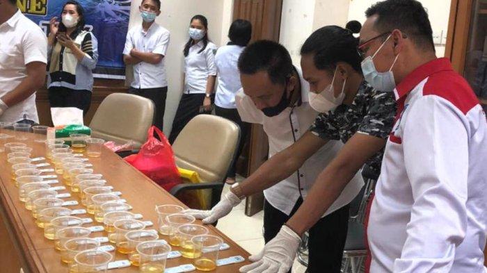 152 Pegawai Disdagkop Kutai Barat “Dipaksa Pipis” oleh Petugas BNN, Hasil Tes Urine Semua Negatif
