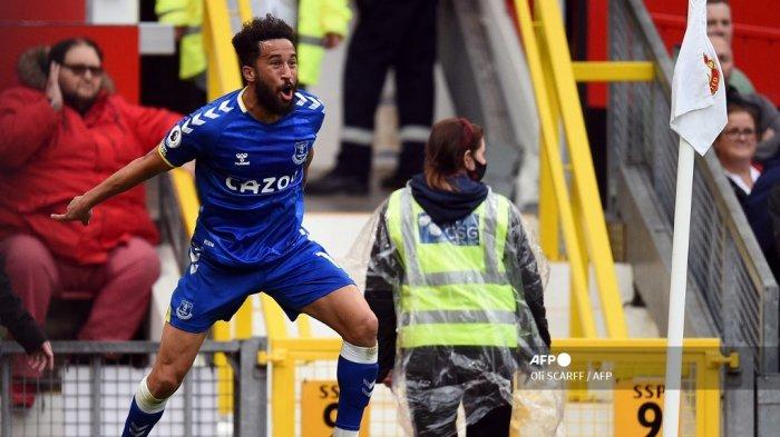 andros-townsend-manchester-united-vs-everton-cristiano-ronaldo.jpg