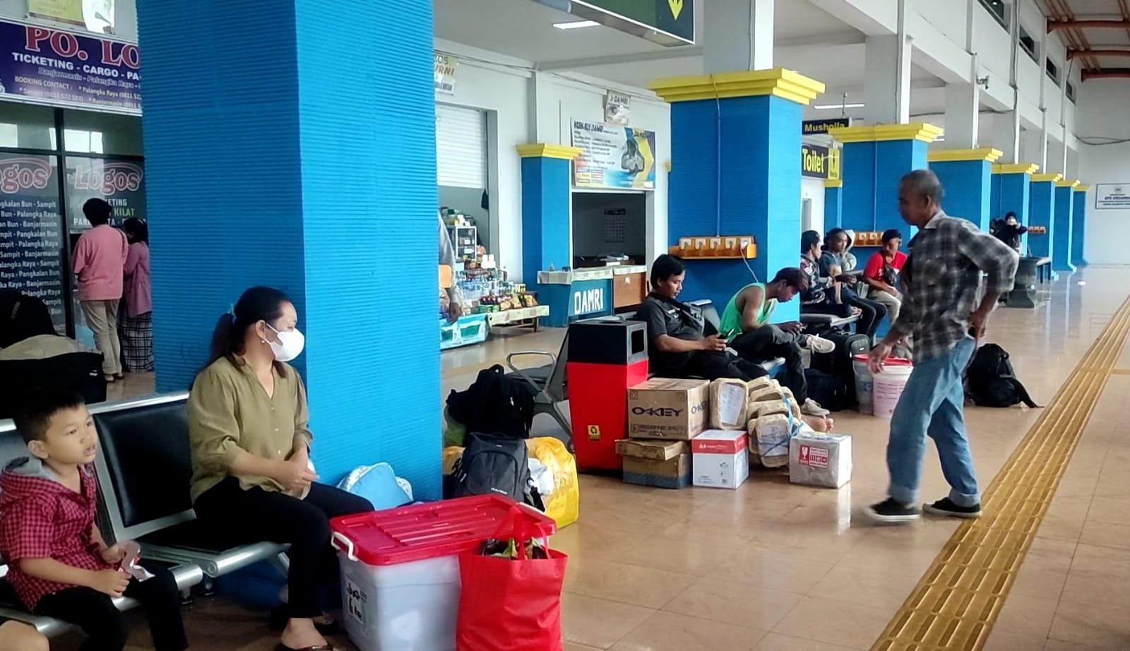 Sejak H+3 Lebaran 2024, Jalur Darat Sampit-Palangkaraya Ramai Dilalui Kendaraan Siang dan Malam Hari