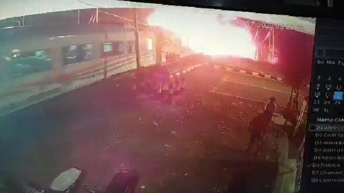 Update Tabrakan Kereta Api vs Truk di Semarang, Masinis Syok, Sopir dan Kernet Tronton Misterius